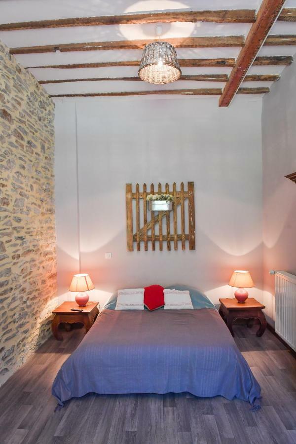 Domaine De La Palombe Guest House Villiers-Fossard Exterior photo